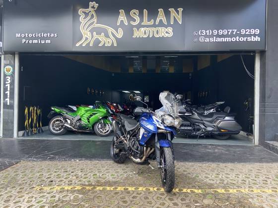 TRIUMPH TIGER 800 XRX 
